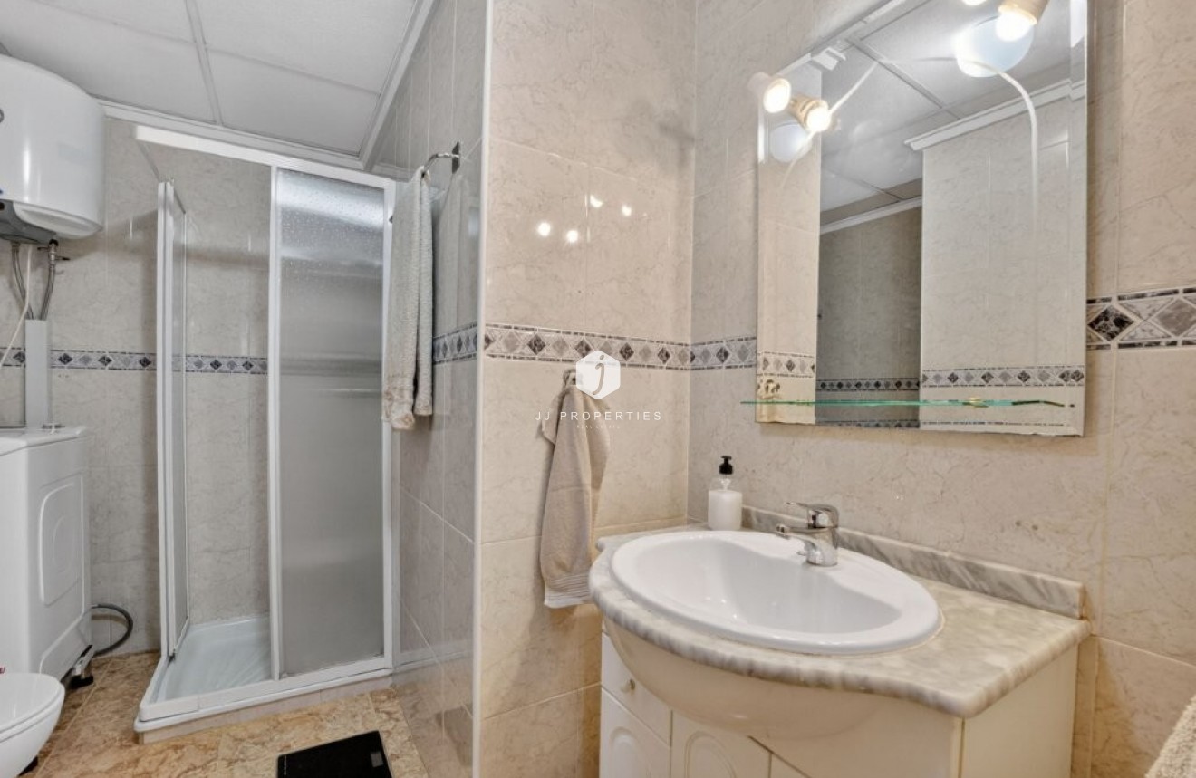 Tweedehands - Appartement / flat -
Torrevieja - Costa Blanca
