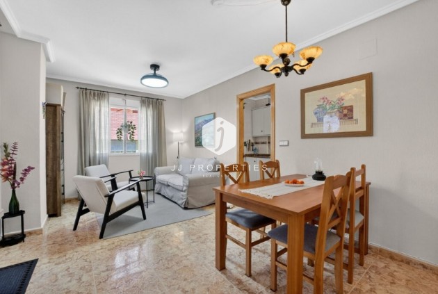 Tweedehands - Appartement / flat -
Torrevieja - Costa Blanca