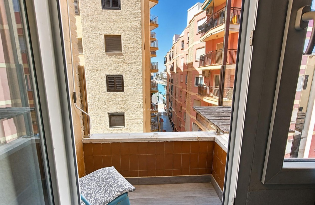Tweedehands - Appartement / flat -
Torrevieja - Playa del Cura