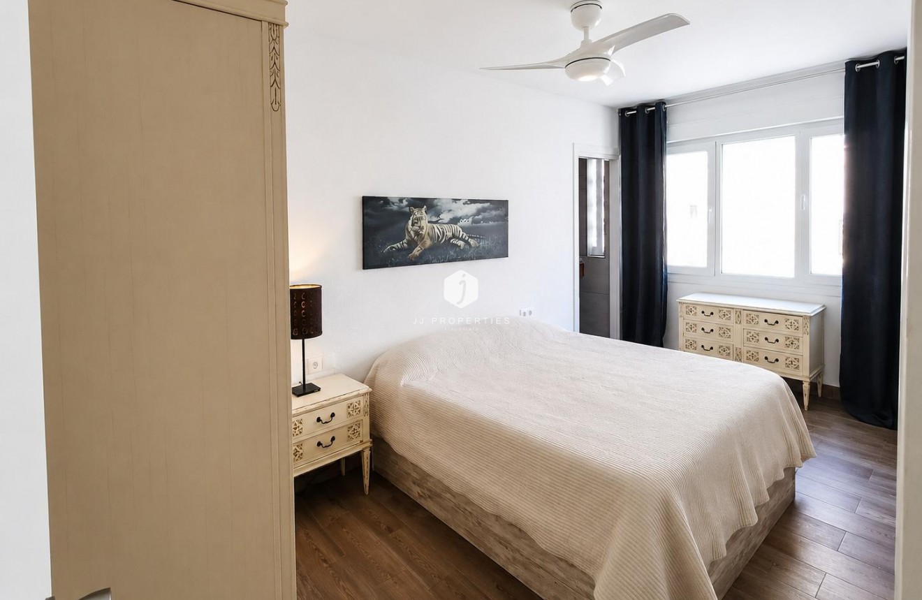 Tweedehands - Appartement / flat -
Torrevieja - Playa del Cura
