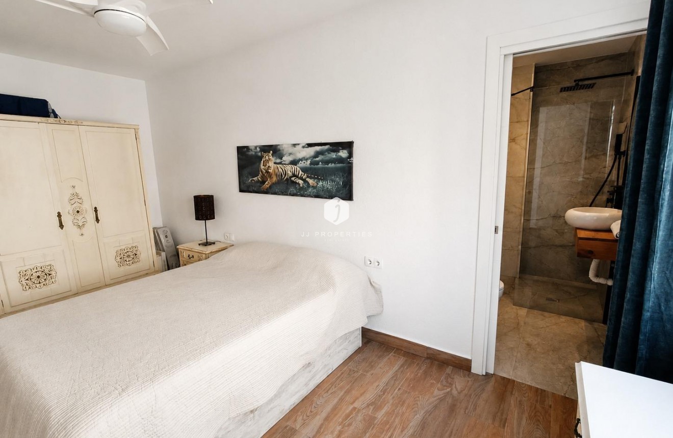 Tweedehands - Appartement / flat -
Torrevieja - Playa del Cura