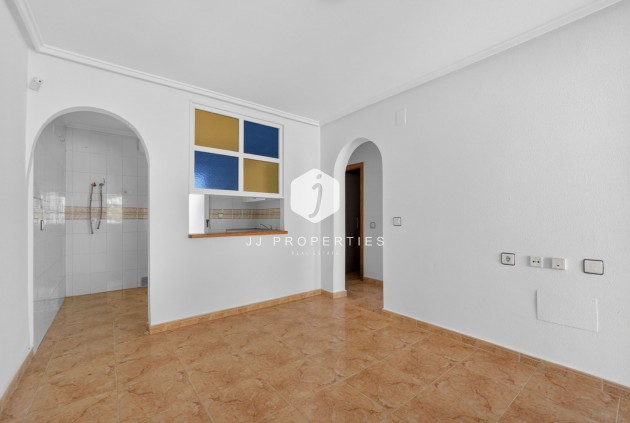 Resale - Apartment / flat -
Torrevieja - El Limonar