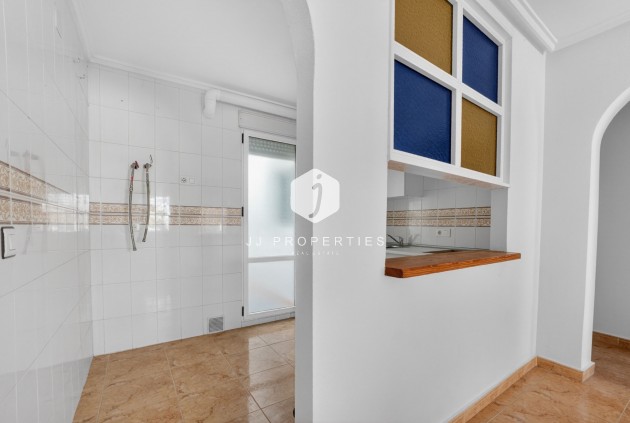 Resale - Apartment / flat -
Torrevieja - El Limonar
