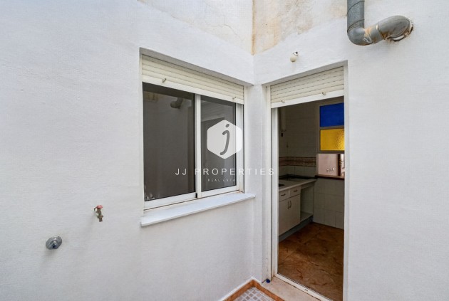 Resale - Apartment / flat -
Torrevieja - El Limonar