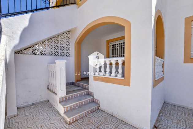 Resale - Apartment / flat -
Torrevieja - El Limonar