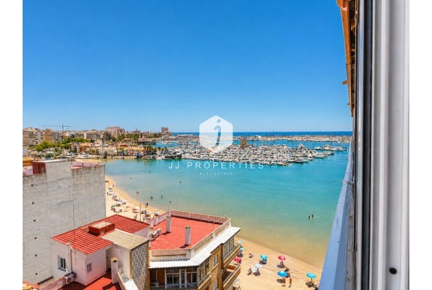 Resale - Apartment / flat -
Torrevieja - Costa Blanca