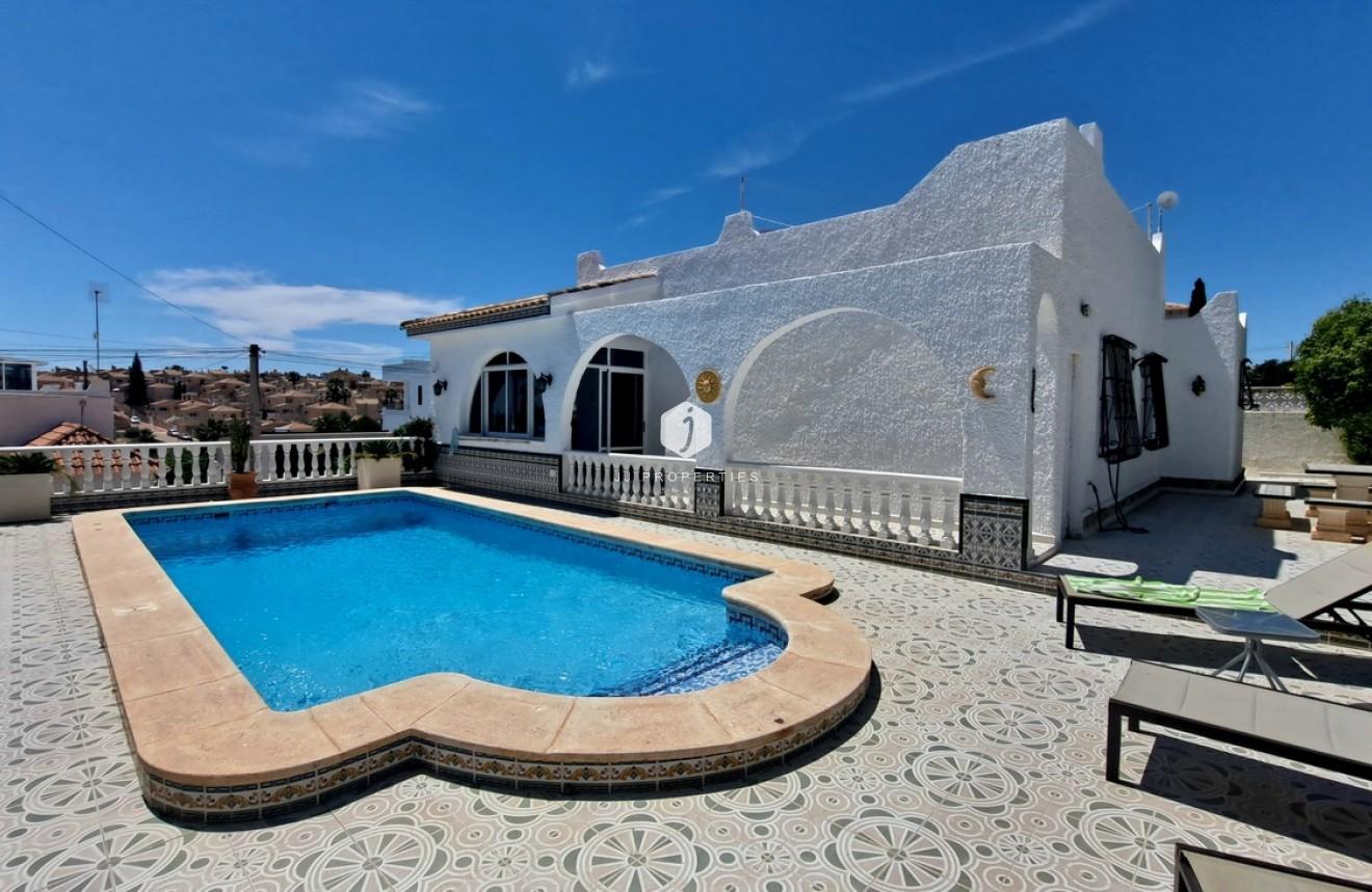 D'occasion - Villa -
San Miguel de Salinas - Inland