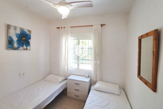 D'occasion - Villa -
San Miguel de Salinas - Inland