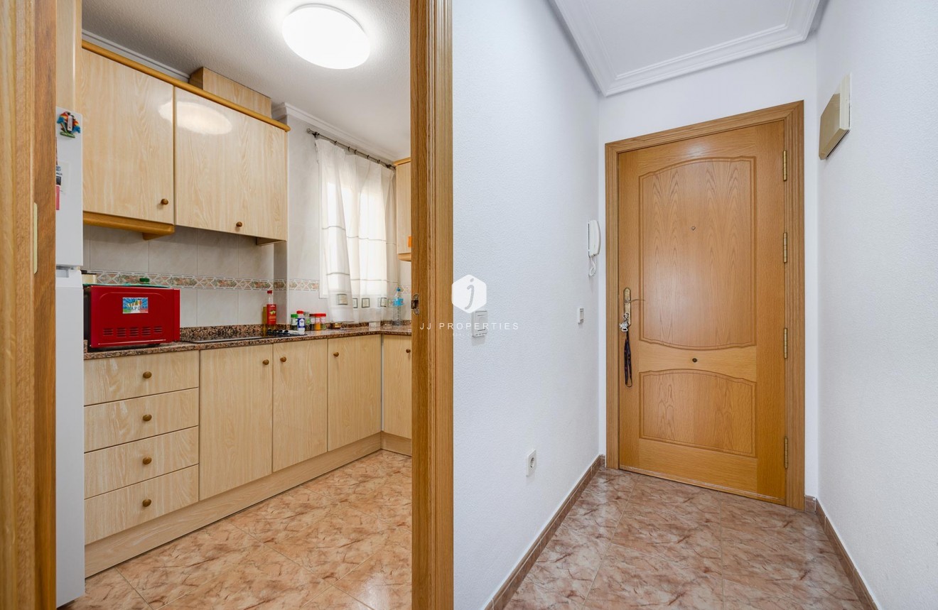 Tweedehands - Appartement / flat -
Torrevieja - Costa Blanca