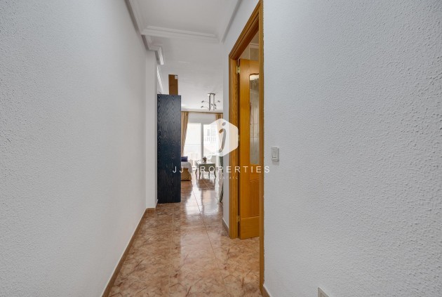 Tweedehands - Appartement / flat -
Torrevieja - Costa Blanca