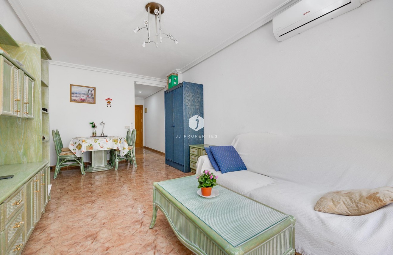 Tweedehands - Appartement / flat -
Torrevieja - Costa Blanca