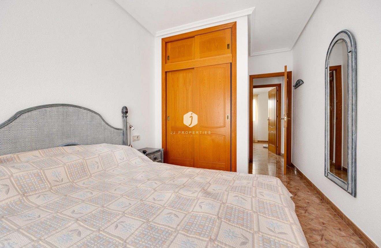 Tweedehands - Appartement / flat -
Torrevieja - Costa Blanca