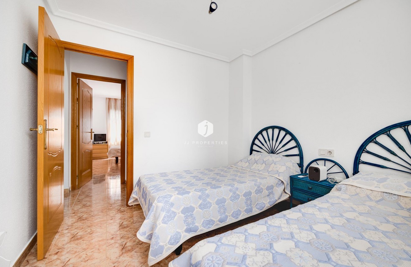 Tweedehands - Appartement / flat -
Torrevieja - Costa Blanca