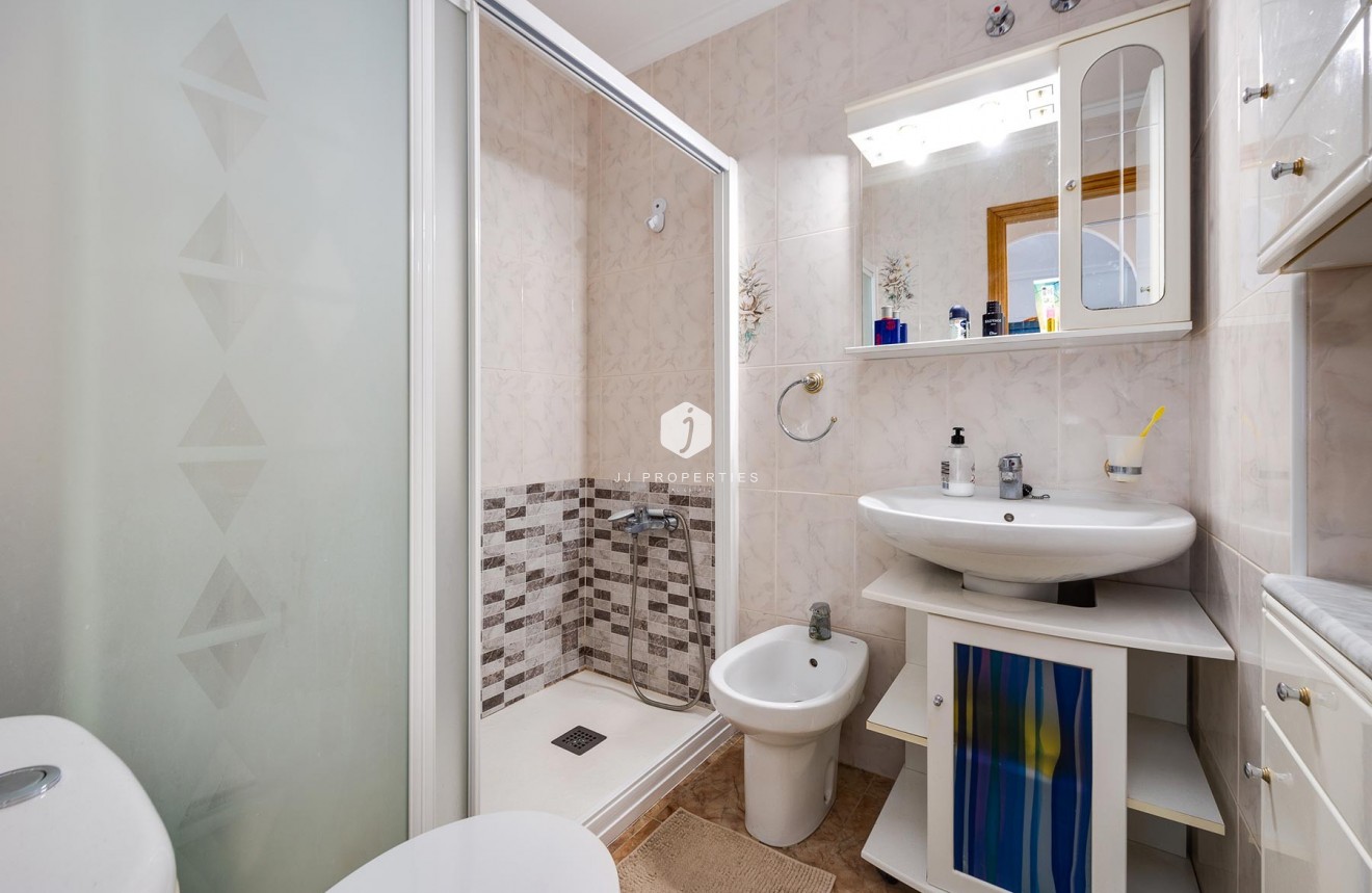 Tweedehands - Appartement / flat -
Torrevieja - Costa Blanca