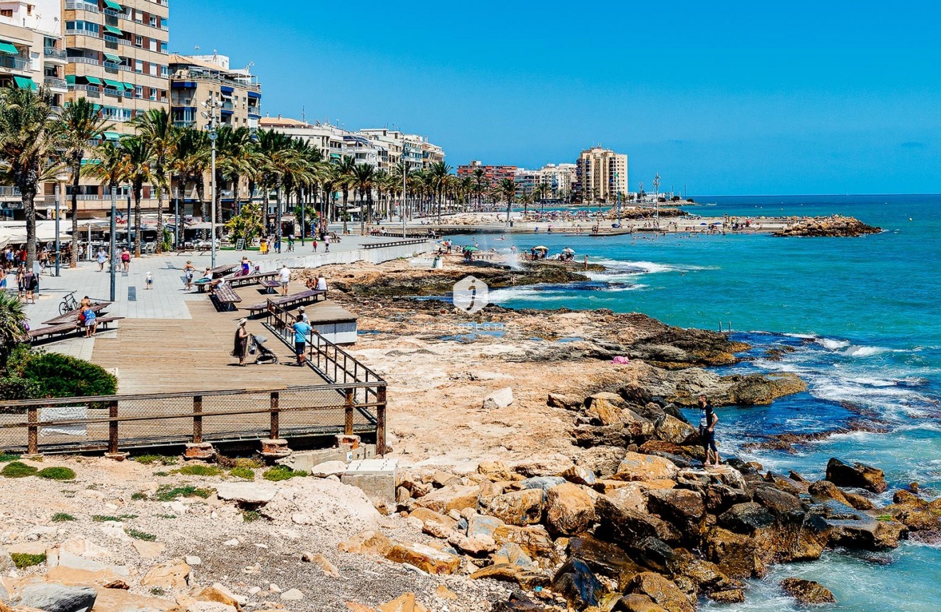 Tweedehands - Appartement / flat -
Torrevieja - Costa Blanca
