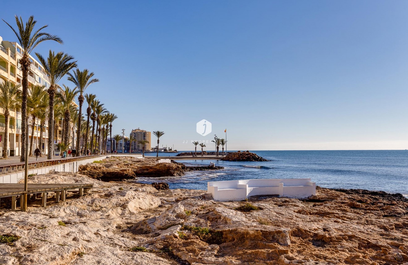 Tweedehands - Appartement / flat -
Torrevieja - Costa Blanca