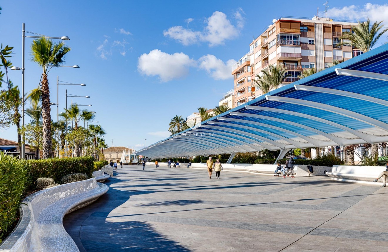 Tweedehands - Appartement / flat -
Torrevieja - Costa Blanca