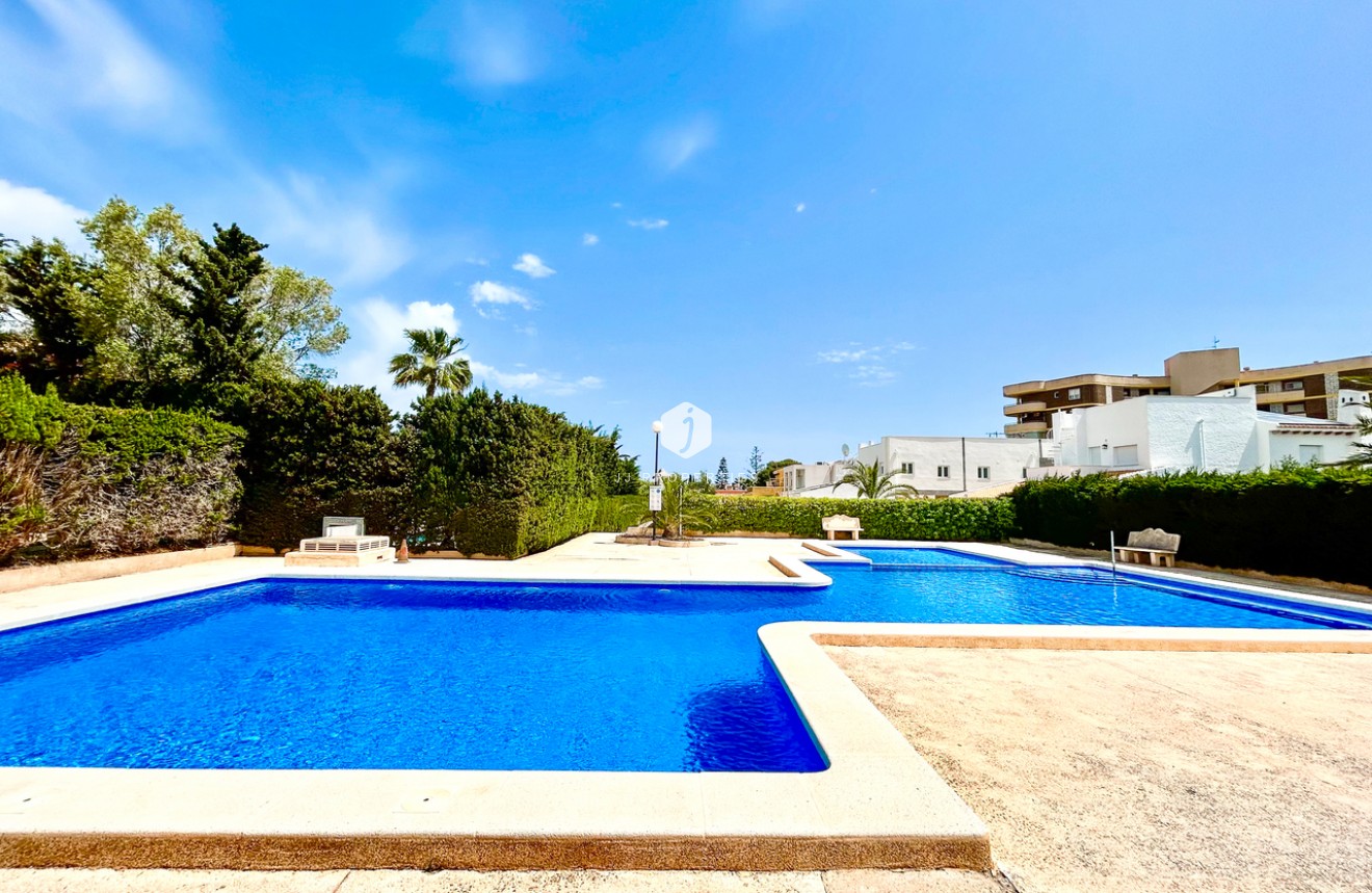 D'occasion - Villa -
La Zenia - Costa Blanca