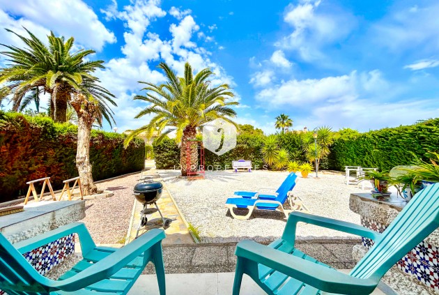 D'occasion - Villa -
La Zenia - Costa Blanca
