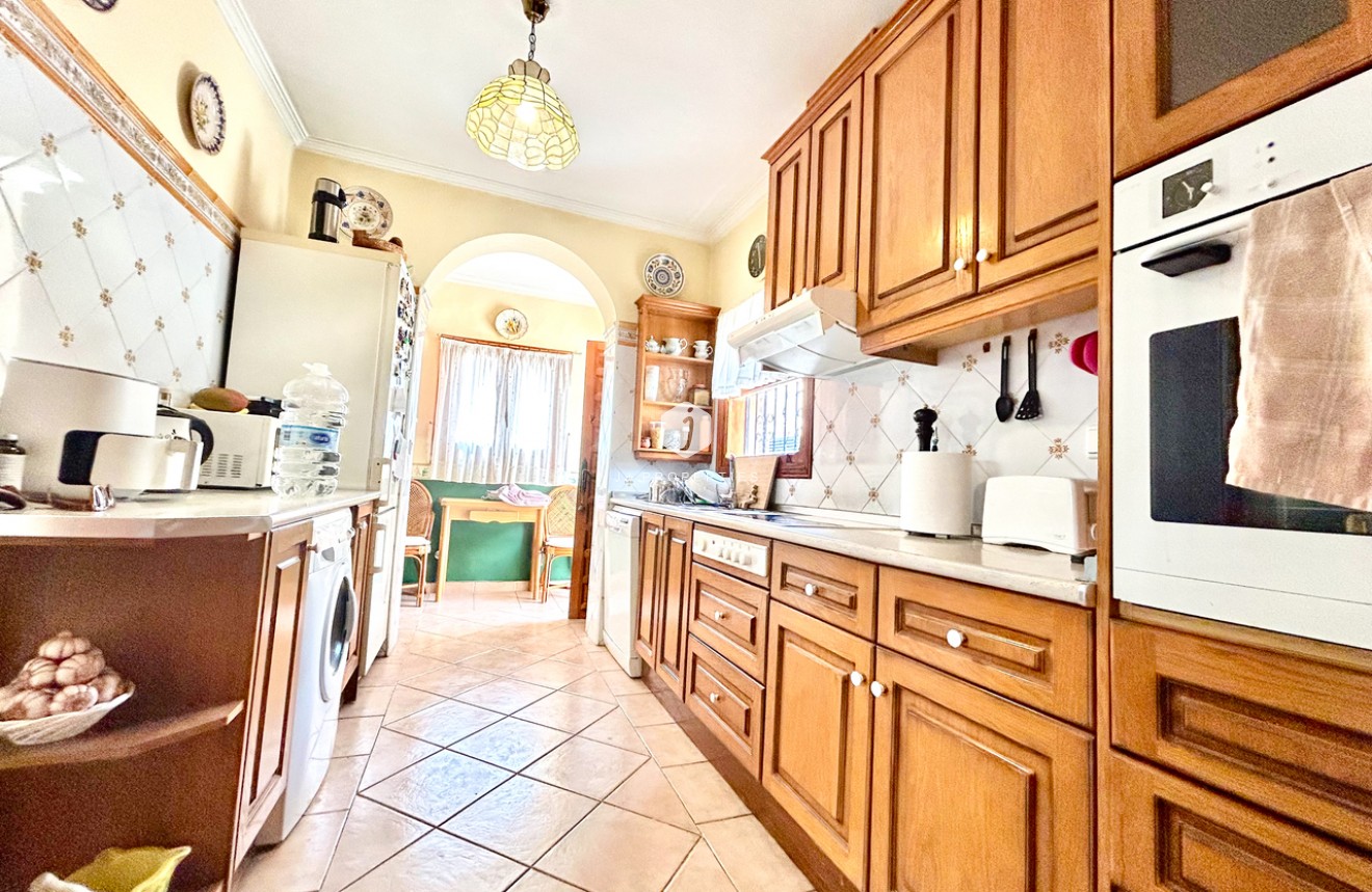 D'occasion - Villa -
La Zenia - Costa Blanca