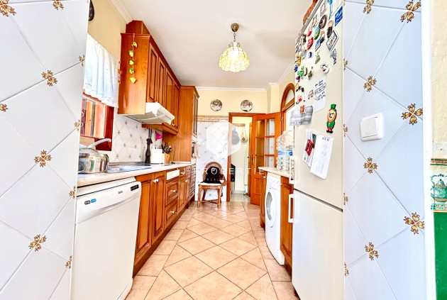 D'occasion - Villa -
La Zenia - Costa Blanca