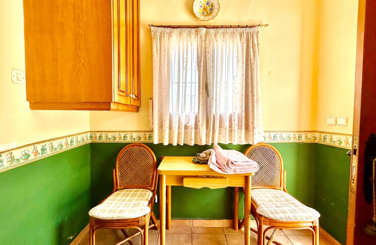 D'occasion - Villa -
La Zenia - Costa Blanca