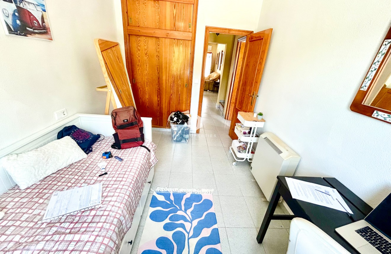 D'occasion - Villa -
La Zenia - Costa Blanca