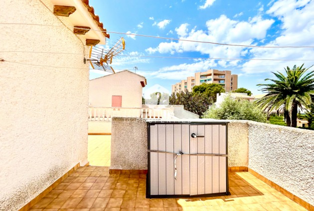 D'occasion - Villa -
La Zenia - Costa Blanca