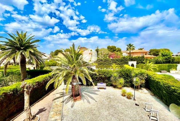 D'occasion - Villa -
La Zenia - Costa Blanca