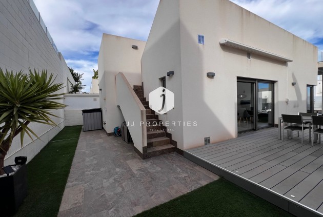 D'occasion - Villa -
Orihuela Costa - Costa Blanca