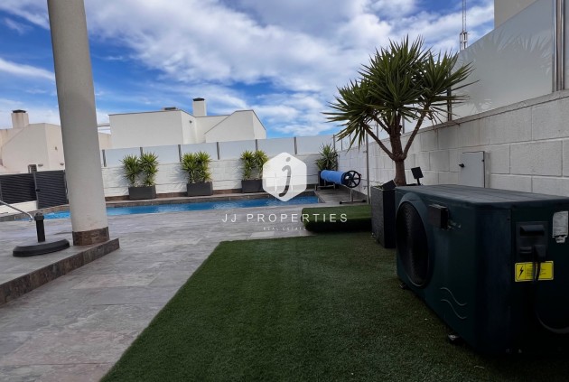 D'occasion - Villa -
Orihuela Costa - Costa Blanca