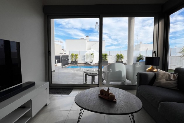 D'occasion - Villa -
Orihuela Costa - Costa Blanca