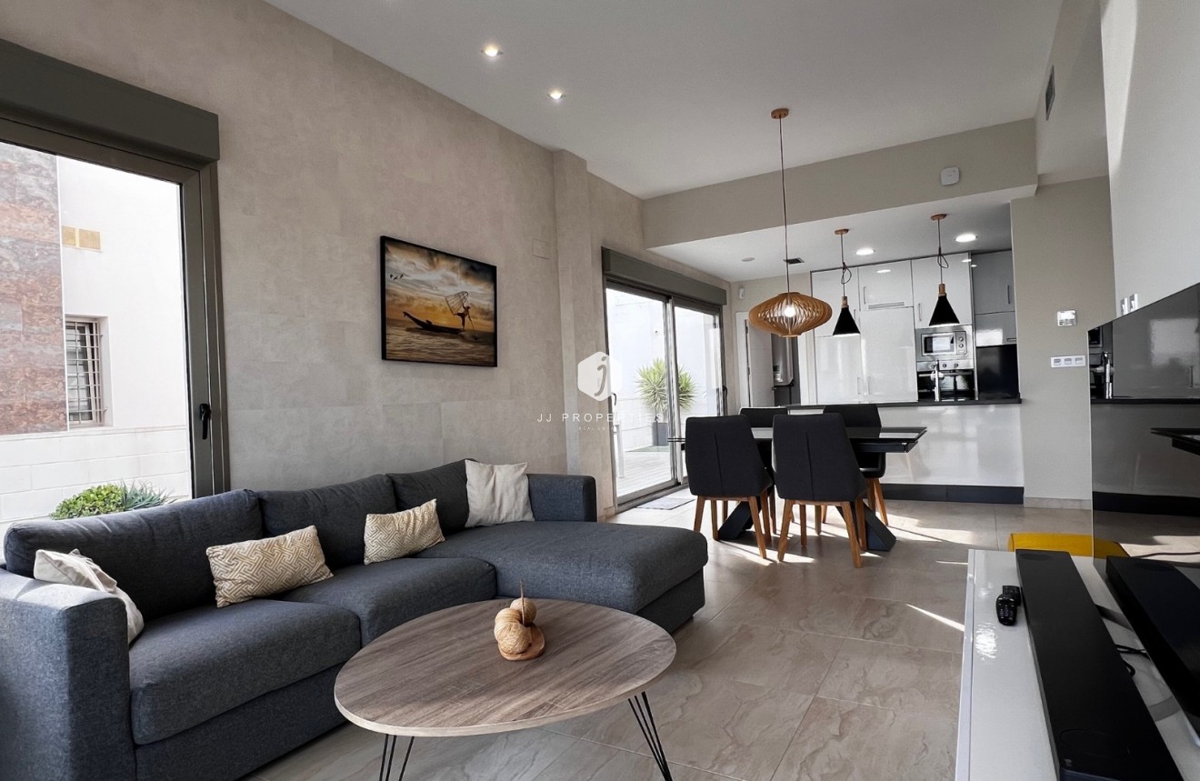 D'occasion - Villa -
Orihuela Costa - Costa Blanca