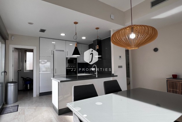 D'occasion - Villa -
Orihuela Costa - Costa Blanca