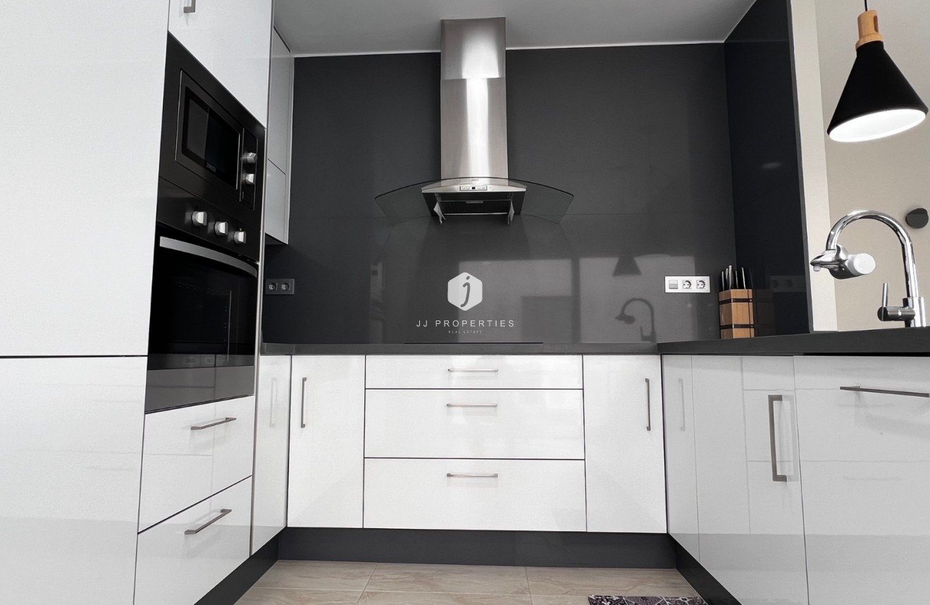 D'occasion - Villa -
Orihuela Costa - Costa Blanca