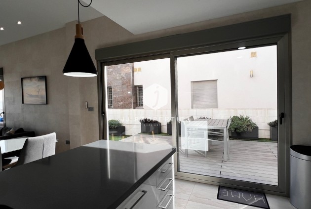 D'occasion - Villa -
Orihuela Costa - Costa Blanca