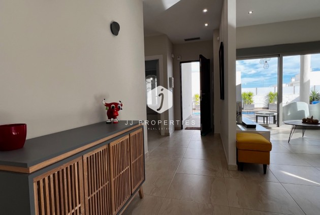 D'occasion - Villa -
Orihuela Costa - Costa Blanca