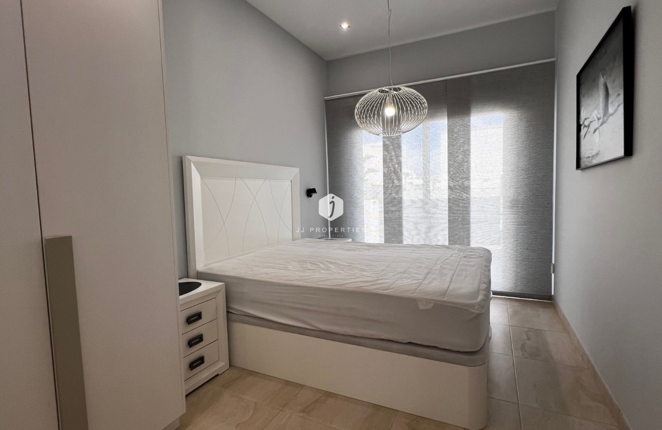 D'occasion - Villa -
Orihuela Costa - Costa Blanca