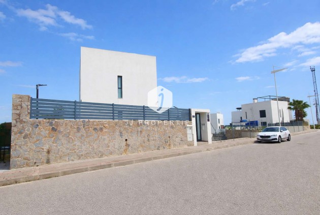 Segunda mano - Villa -
Algorfa - Inland