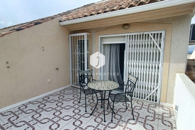 Aus zweiter Hand - Villa -
Rojales - Inland