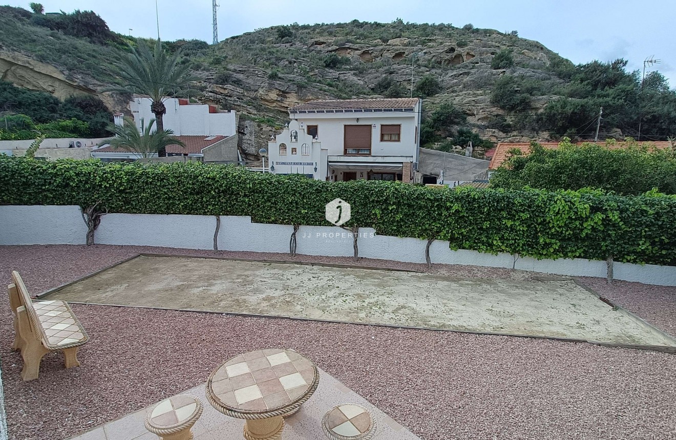 Aus zweiter Hand - Villa -
Rojales - Inland
