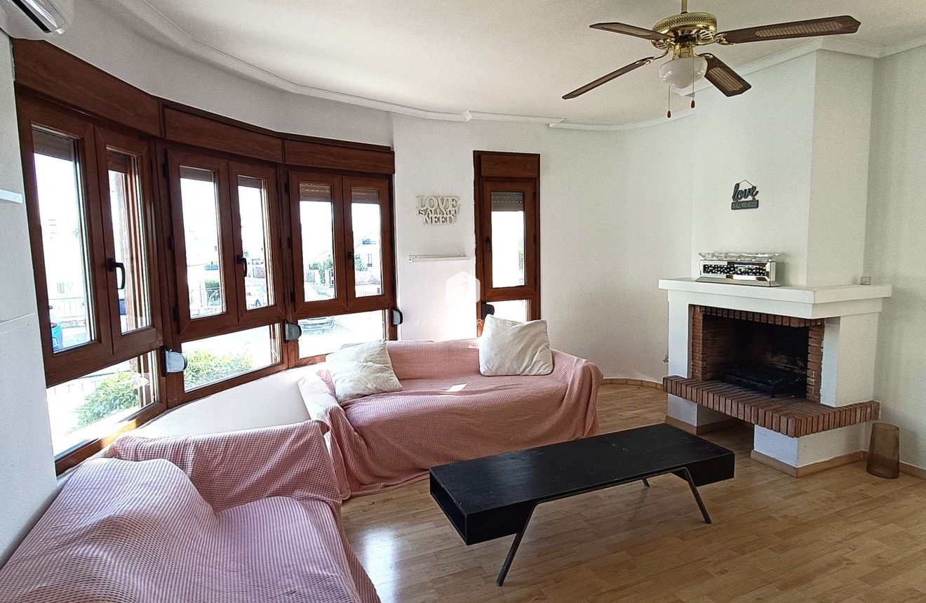 Segunda mano - Villa -
Algorfa - Inland