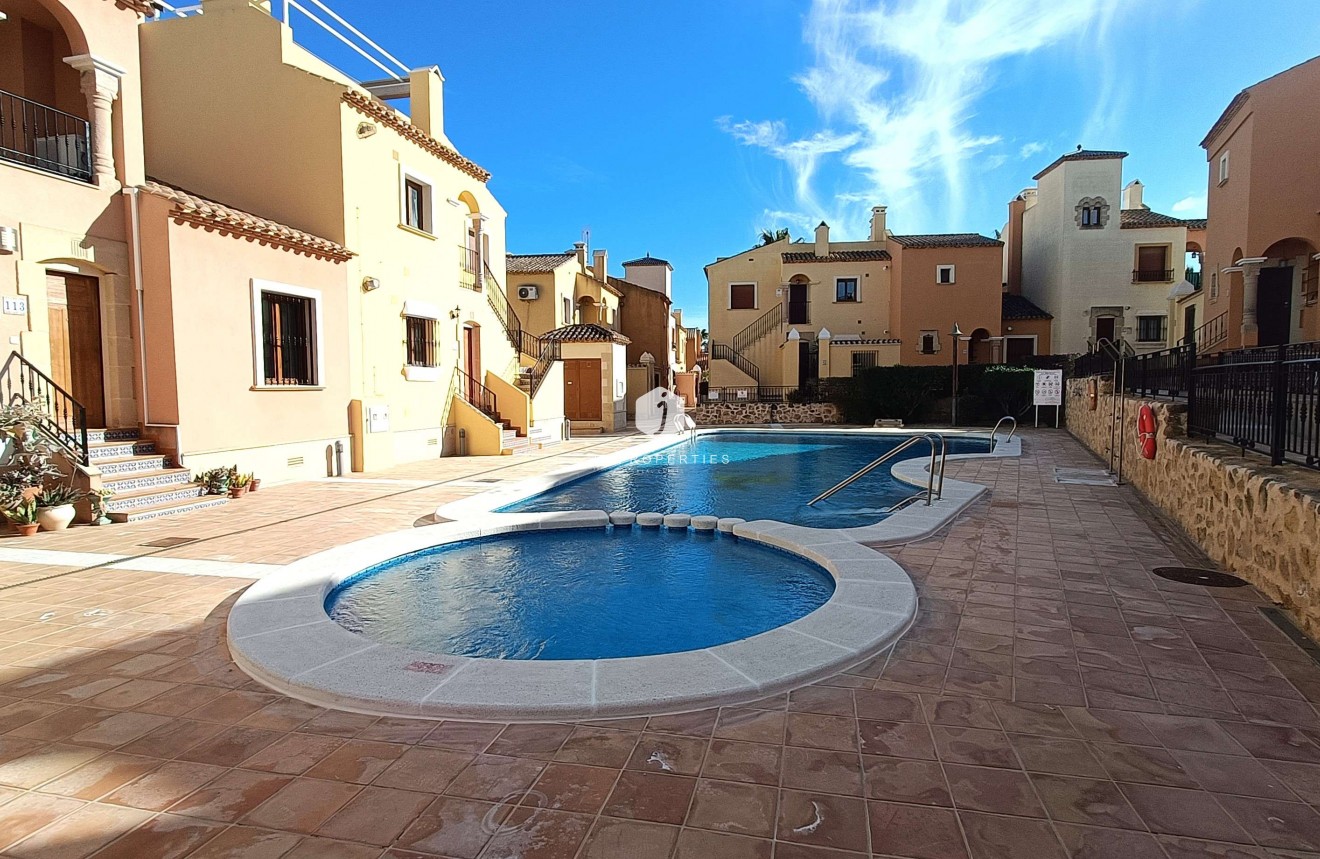Segunda mano - Villa -
Algorfa - Inland