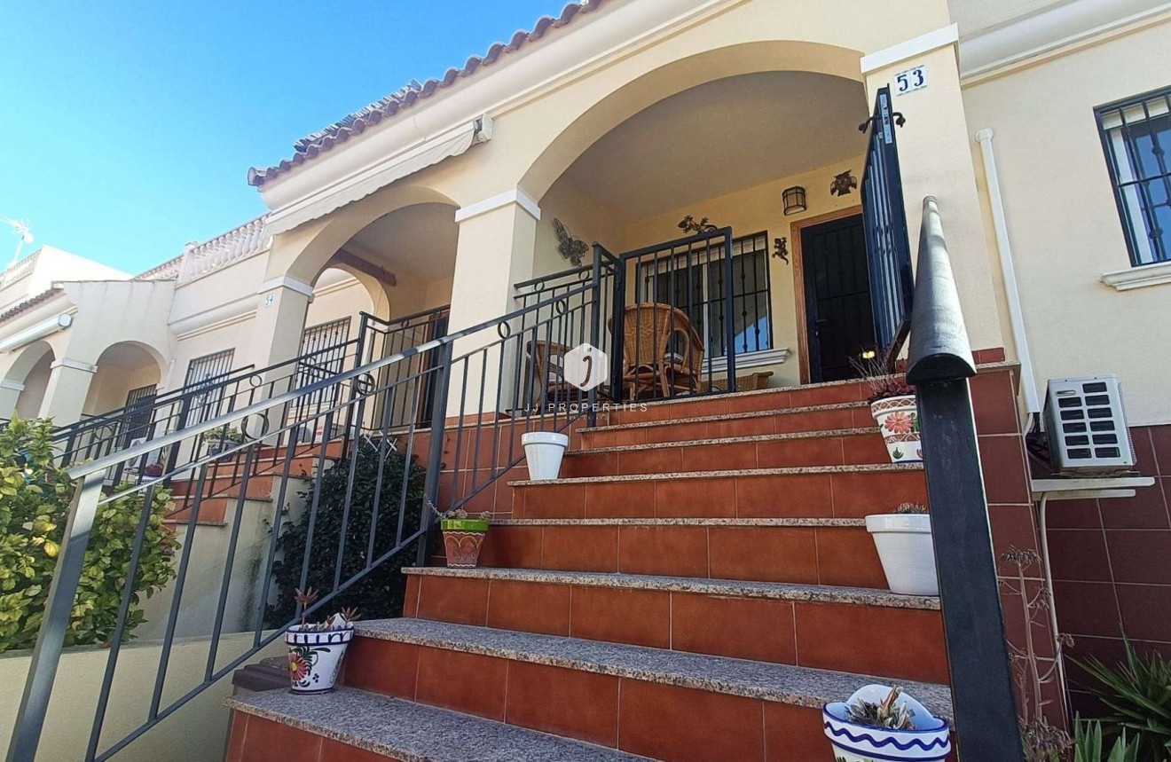 Aus zweiter Hand - Bungalow -
Algorfa - Inland