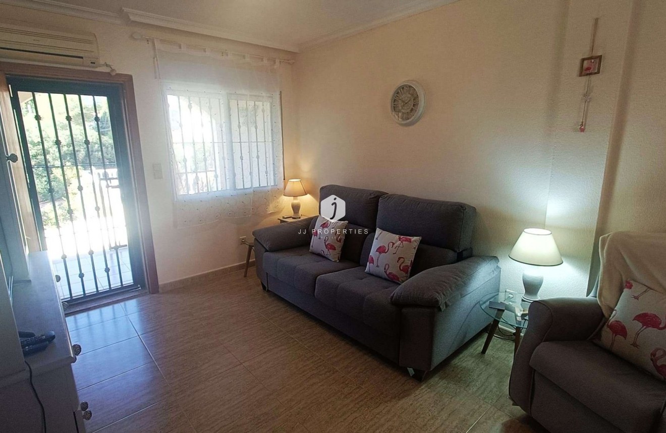 Aus zweiter Hand - Bungalow -
Algorfa - Inland