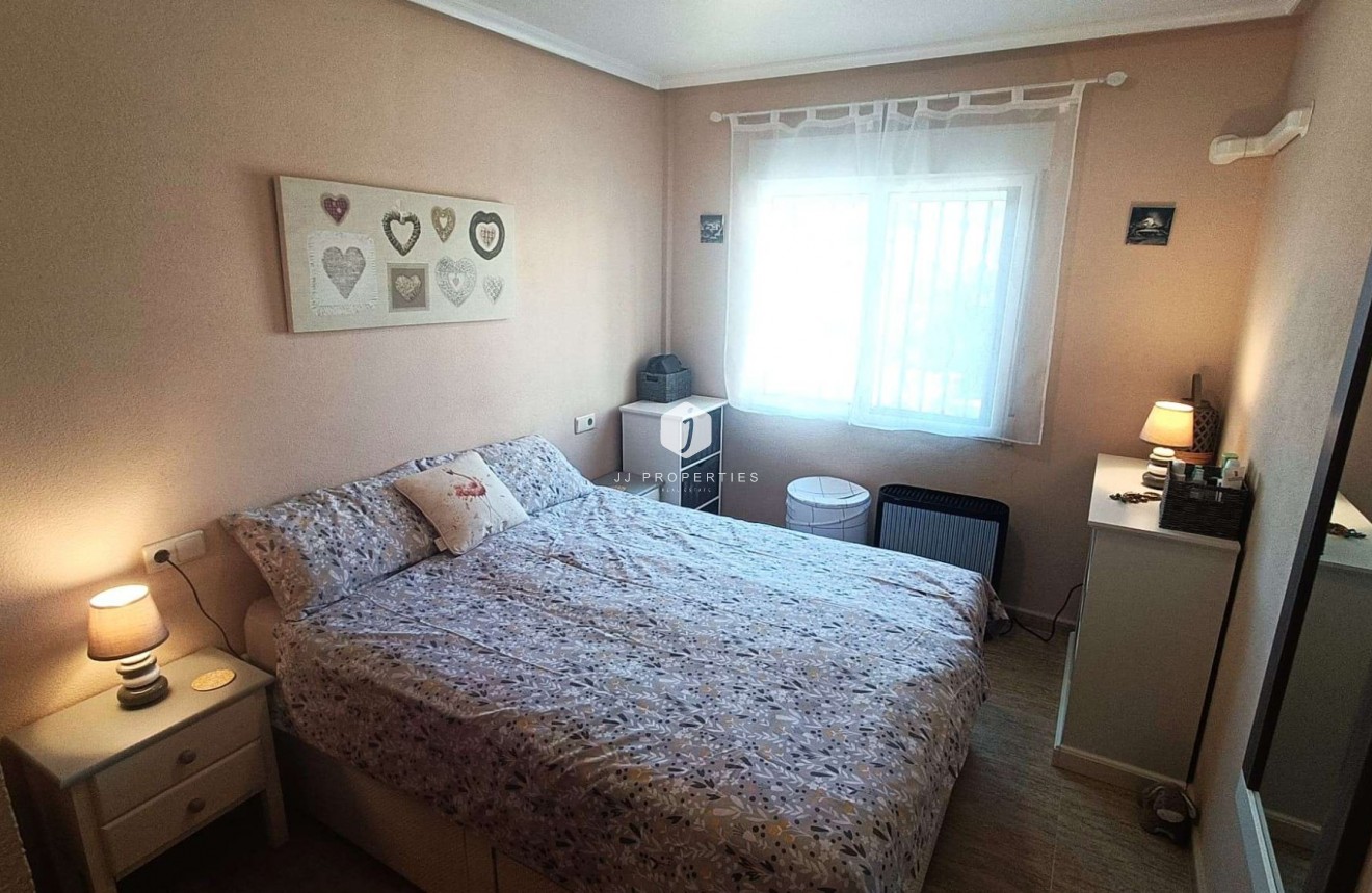 Aus zweiter Hand - Bungalow -
Algorfa - Inland