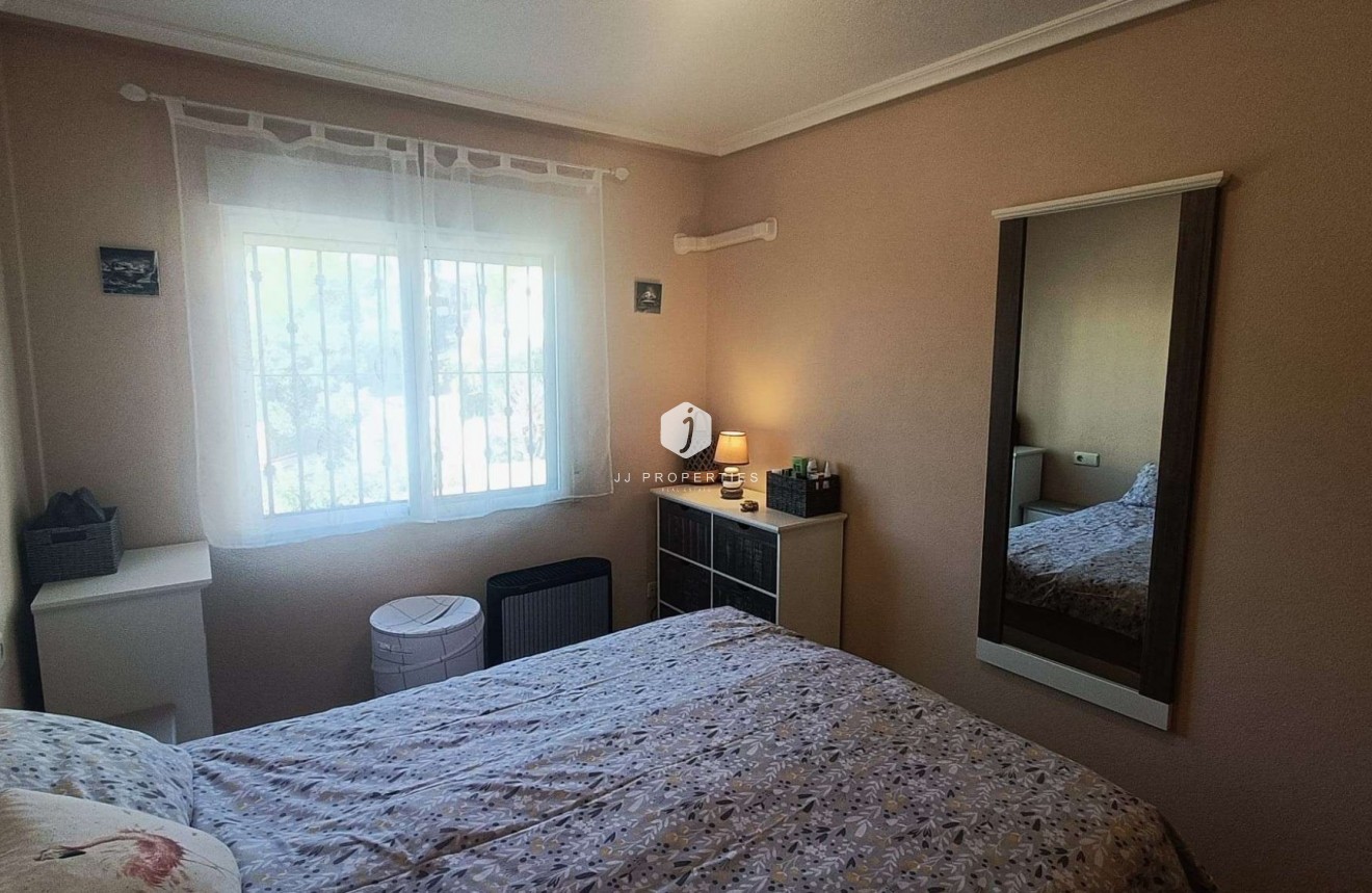 Aus zweiter Hand - Bungalow -
Algorfa - Inland
