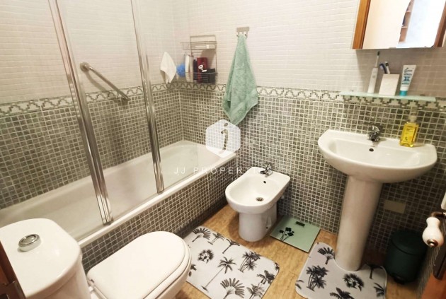 Aus zweiter Hand - Bungalow -
Algorfa - Inland