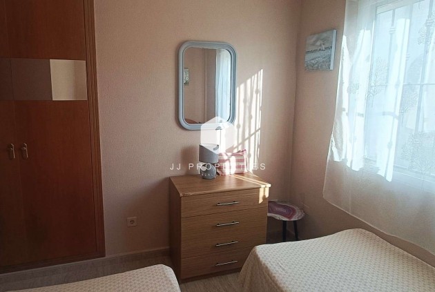 Aus zweiter Hand - Bungalow -
Algorfa - Inland