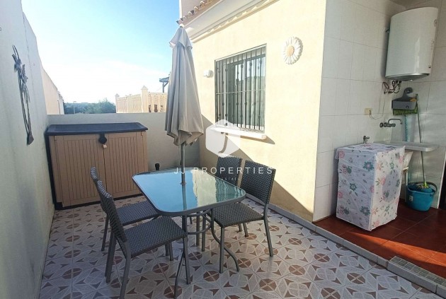 Aus zweiter Hand - Bungalow -
Algorfa - Inland